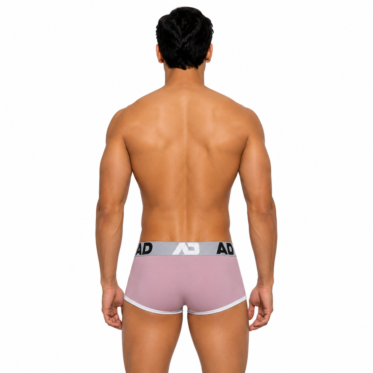 SEAMLESS TRUNK