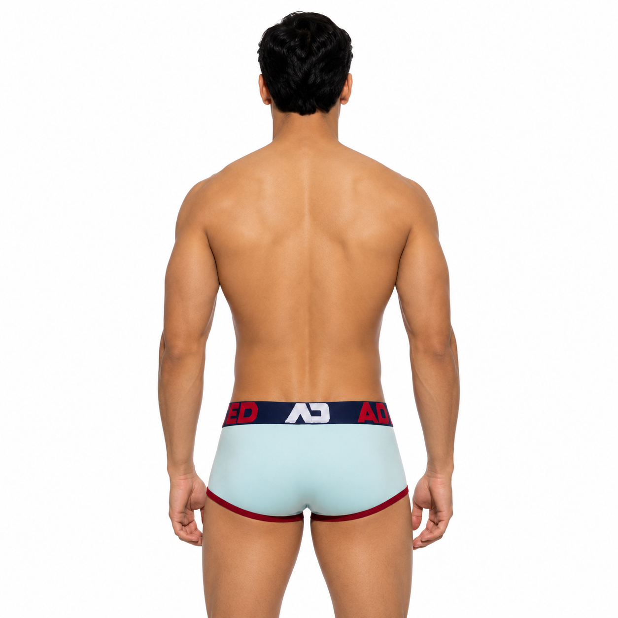 SEAMLESS TRUNK