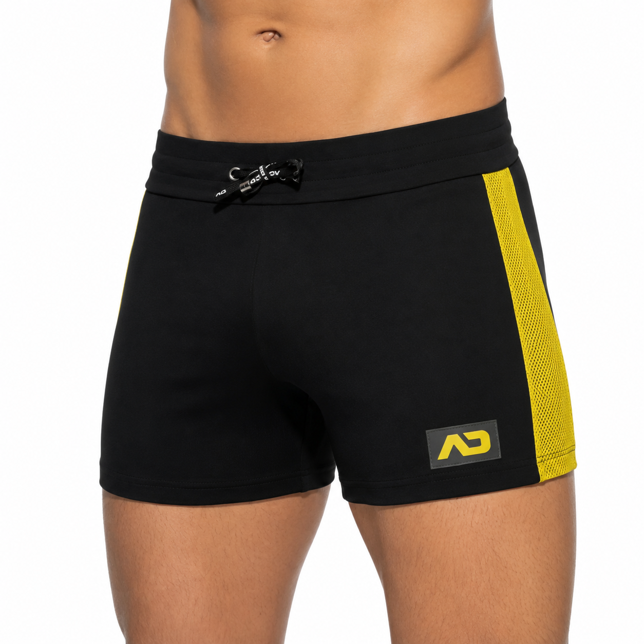 POCKET SPORT SHORTS